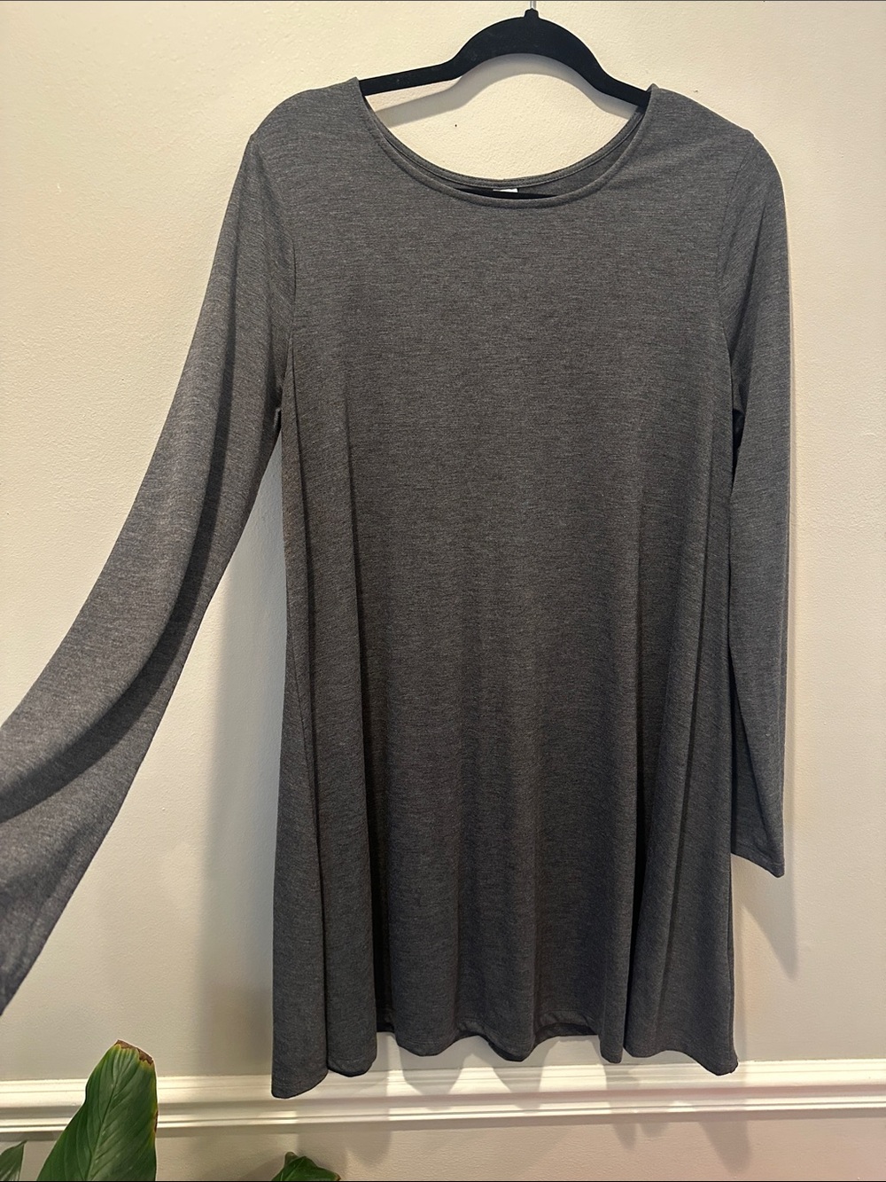 Old Navy Gray Long-Sleeve Swing Dress